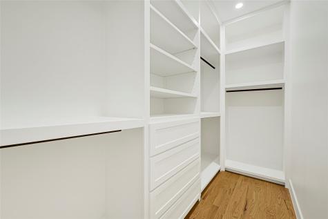 5617 Val Verde Street Houston TX 77057