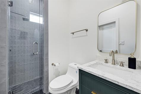 5617 Val Verde Street Houston TX 77057