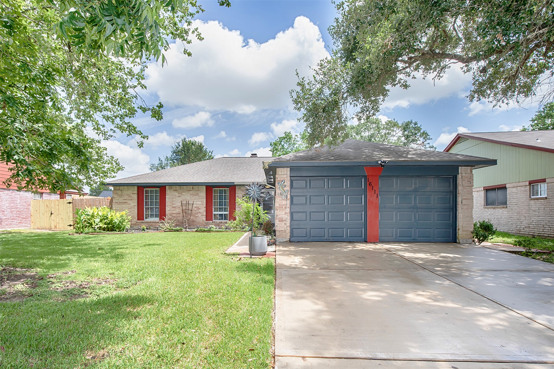 16111 David Glen Drive Friendswood TX 77546
