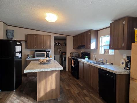 1322 Road 5263 Cleveland TX 77327