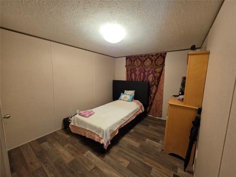 1322 Road 5263 Cleveland TX 77327