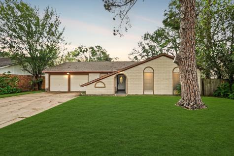 2514 Riata Lane Houston TX 77043