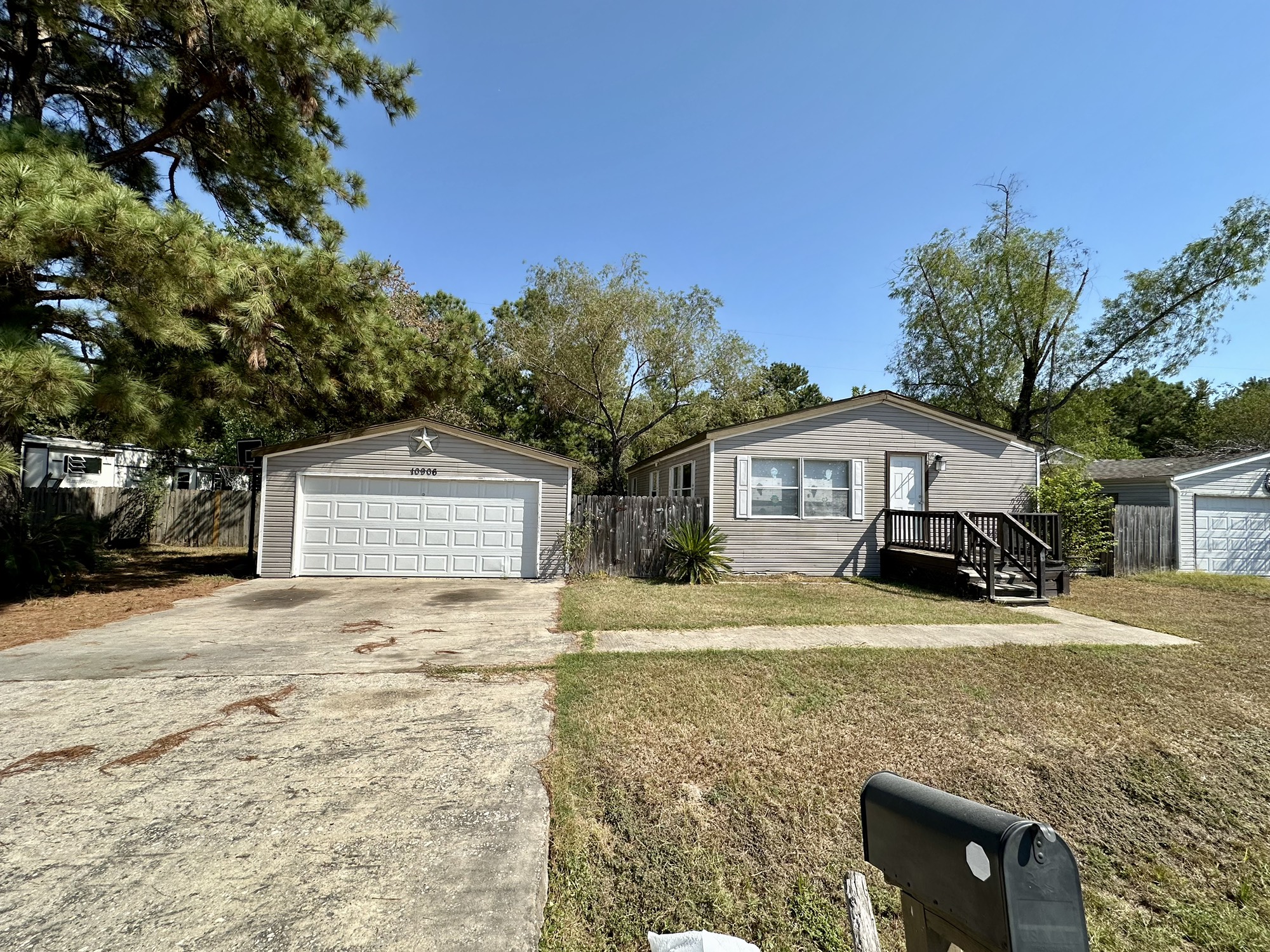 10906 Pine Desert Lane Houston TX 77088