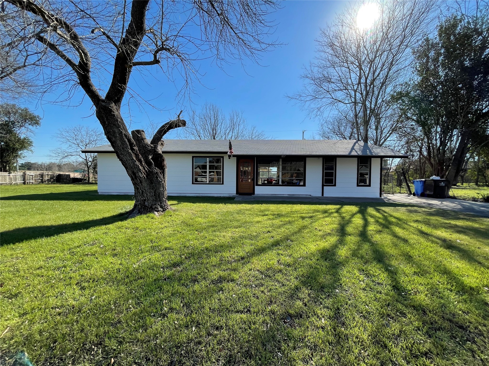 1157 Sycamore Street Seguin TX 78155