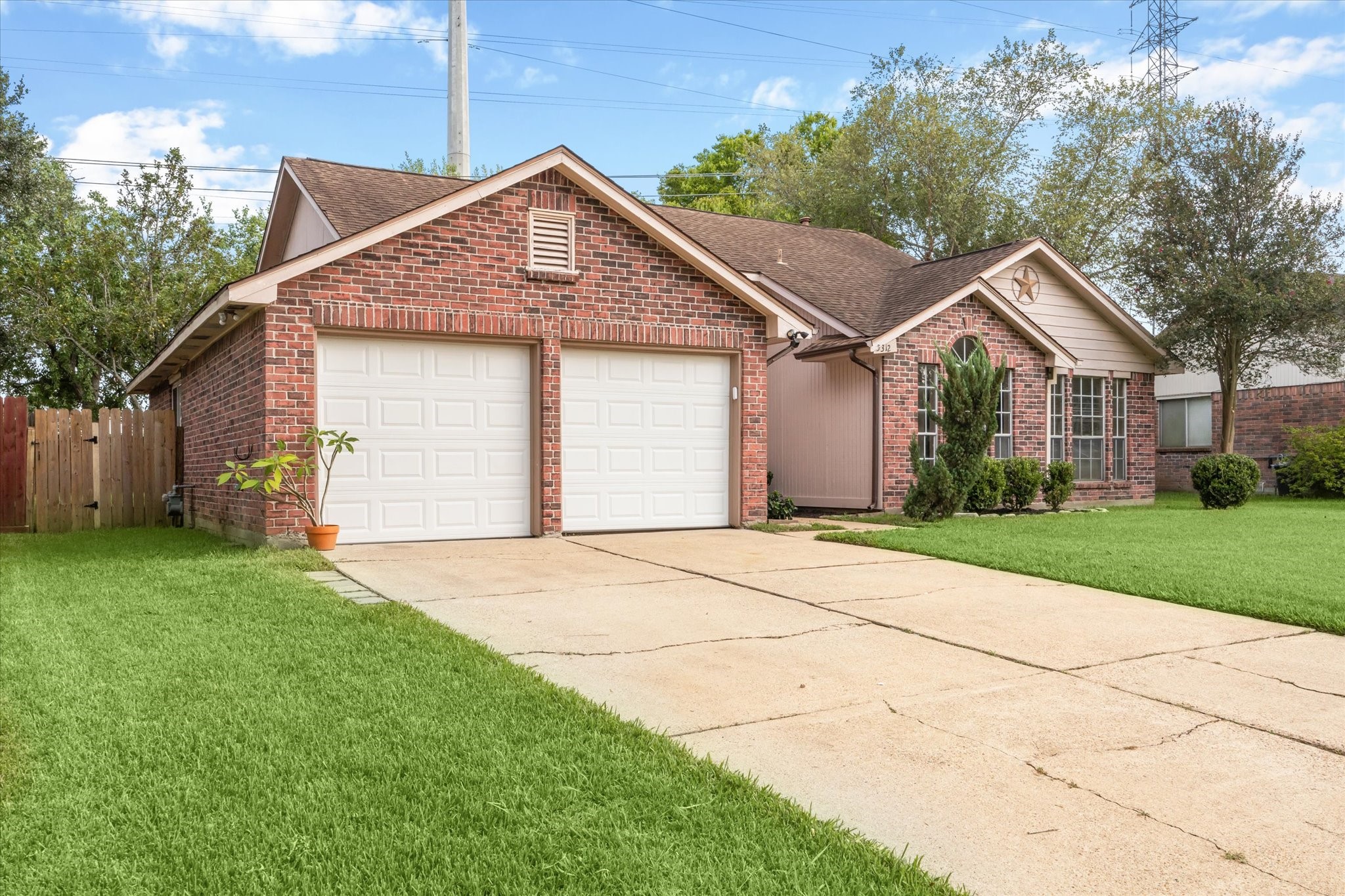 5312 Acorn Court League City TX 77573