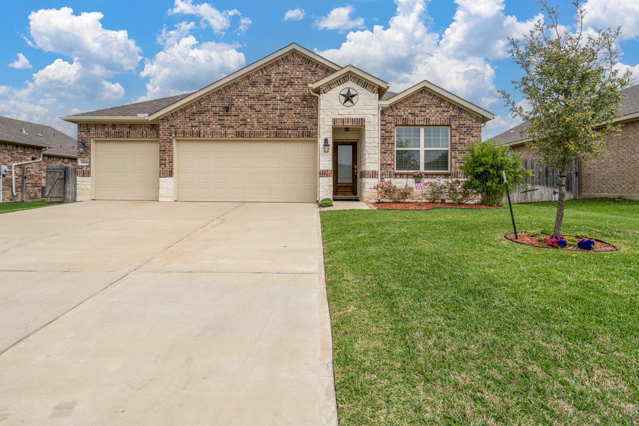 7414 Saint Andrews Drive Navasota TX 77868