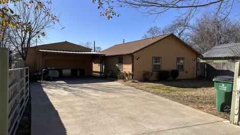 404 N Wilson Street Madisonville TX 77864