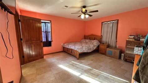404 N Wilson Street Madisonville TX 77864