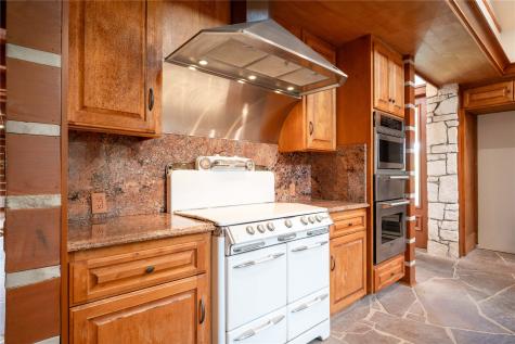 206 Rolling Hill Drive La Grange TX 78945