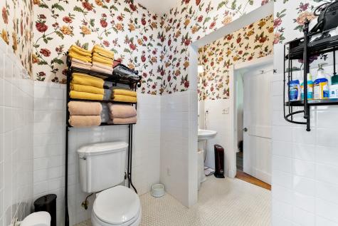 2222 N Main Street Highlands TX 77562