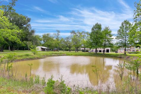 2222 N Main Street Highlands TX 77562