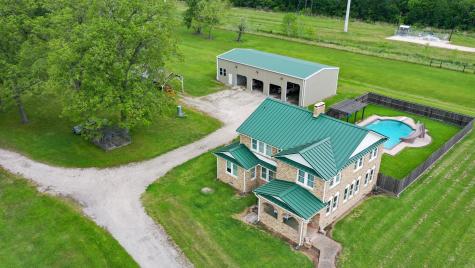 2222 N Main Street Highlands TX 77562