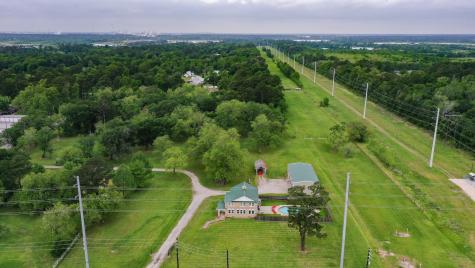 2222 N Main Street Highlands TX 77562
