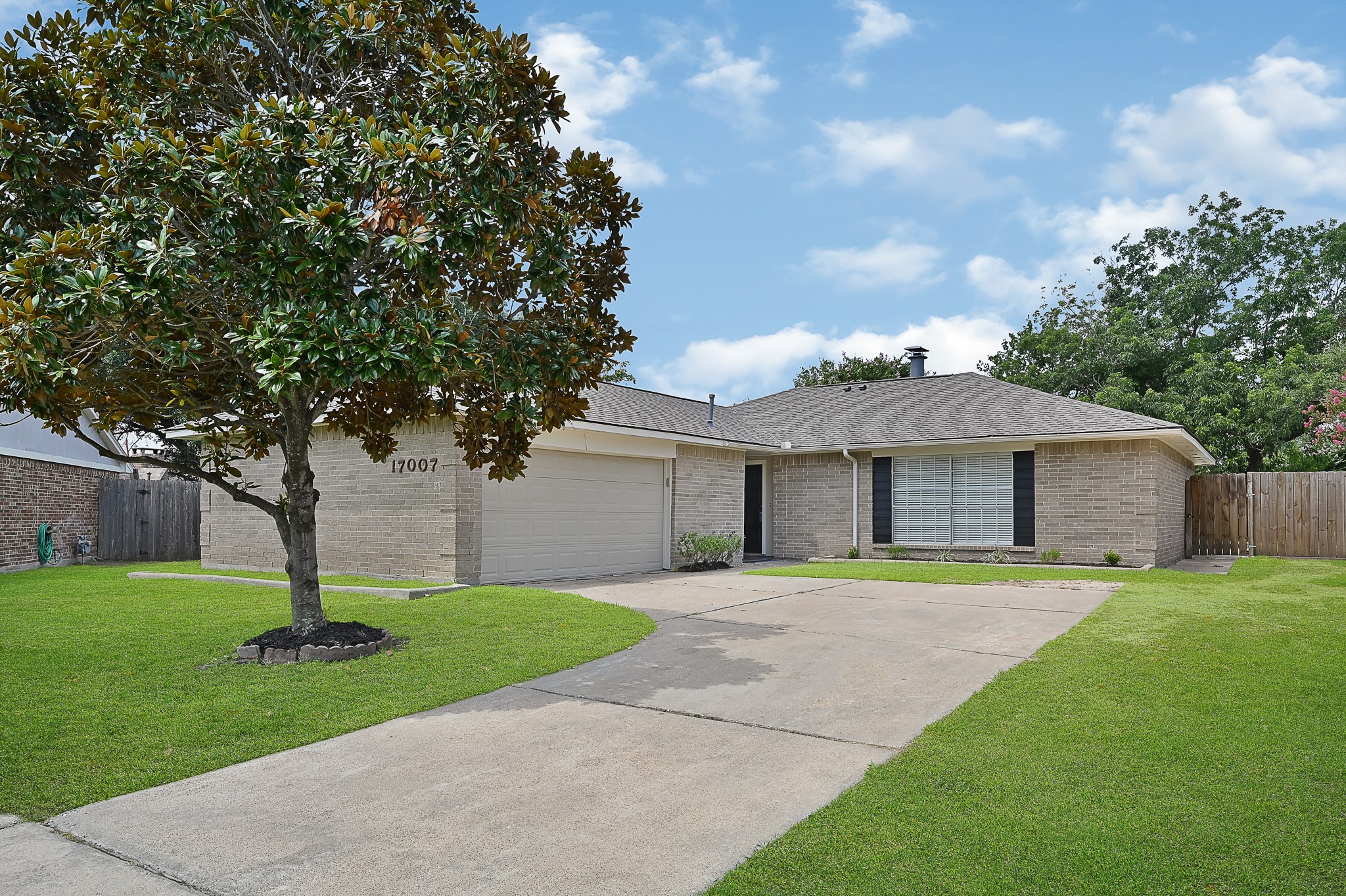 17007 Barton Oaks Court Houston TX 77095