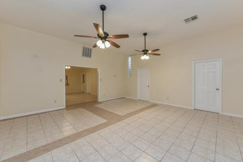 18610 Anne Drive Webster TX 77058