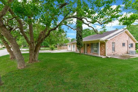 18610 Anne Drive Webster TX 77058