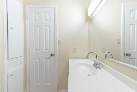 18610 Anne Drive Webster TX 77058