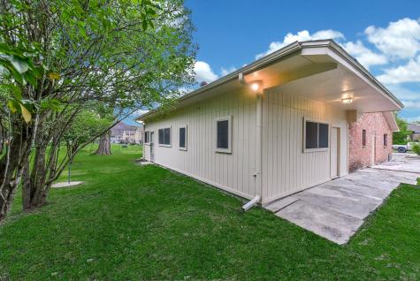 18610 Anne Drive Webster TX 77058
