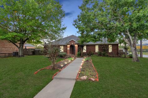 7042 Tierwester Street Houston TX 77021