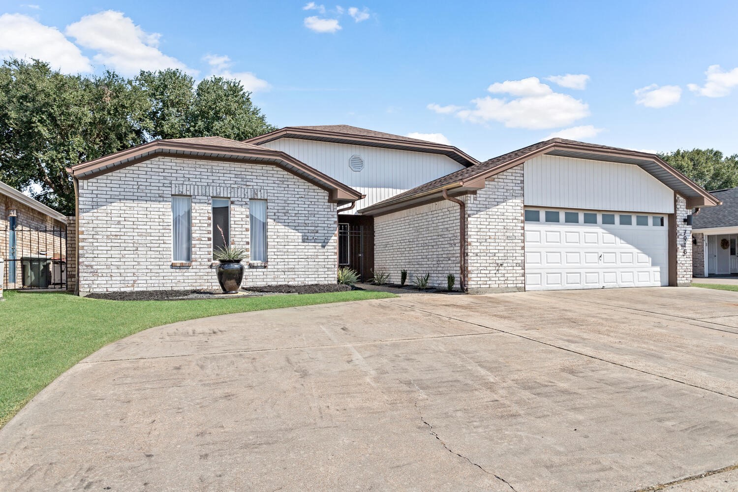 7918 Golfhill Drive Port Arthur TX 77642