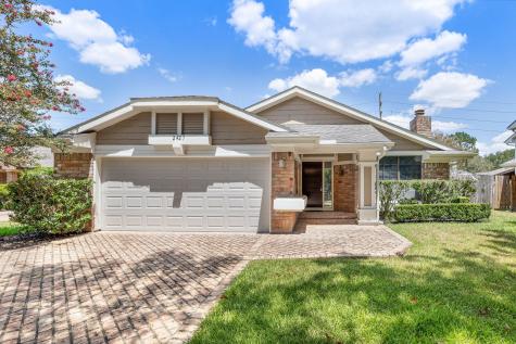 2427 Woodstream Boulevard Sugar Land TX 77479