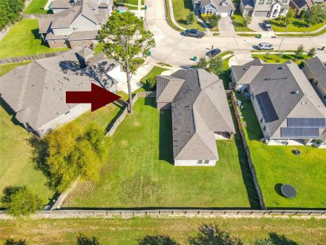 11119 English Holly Court Tomball TX 77375
