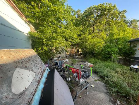 4854 Clover Street Houston TX 77033