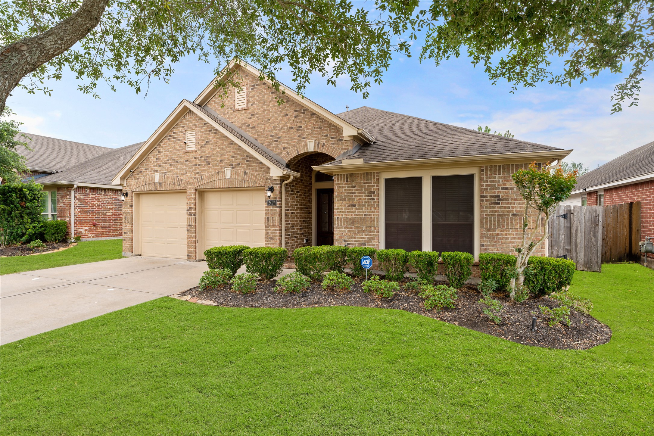 2407 Oakland Valley Drive Rosenberg TX 77471