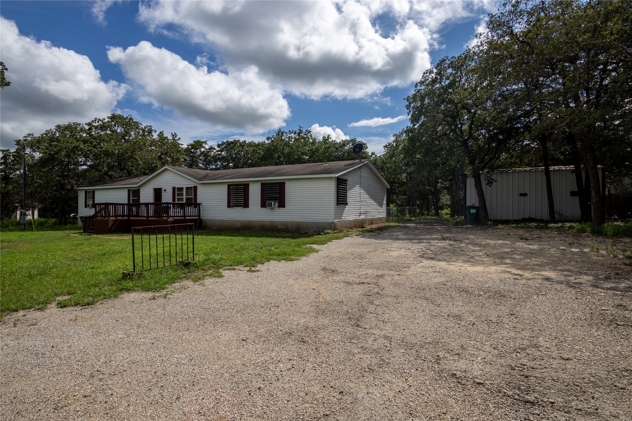 282 Texas Oak Drive Cedar Creek TX 78612
