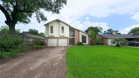 251 Holyhead Drive Houston TX 77015