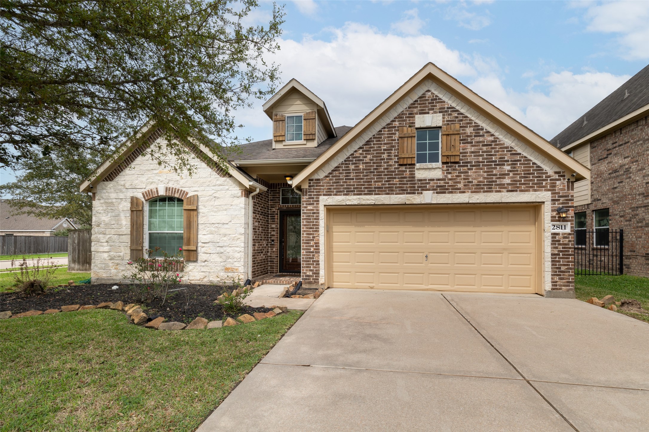 2811 Lake Villa Drive Missouri City TX 77459