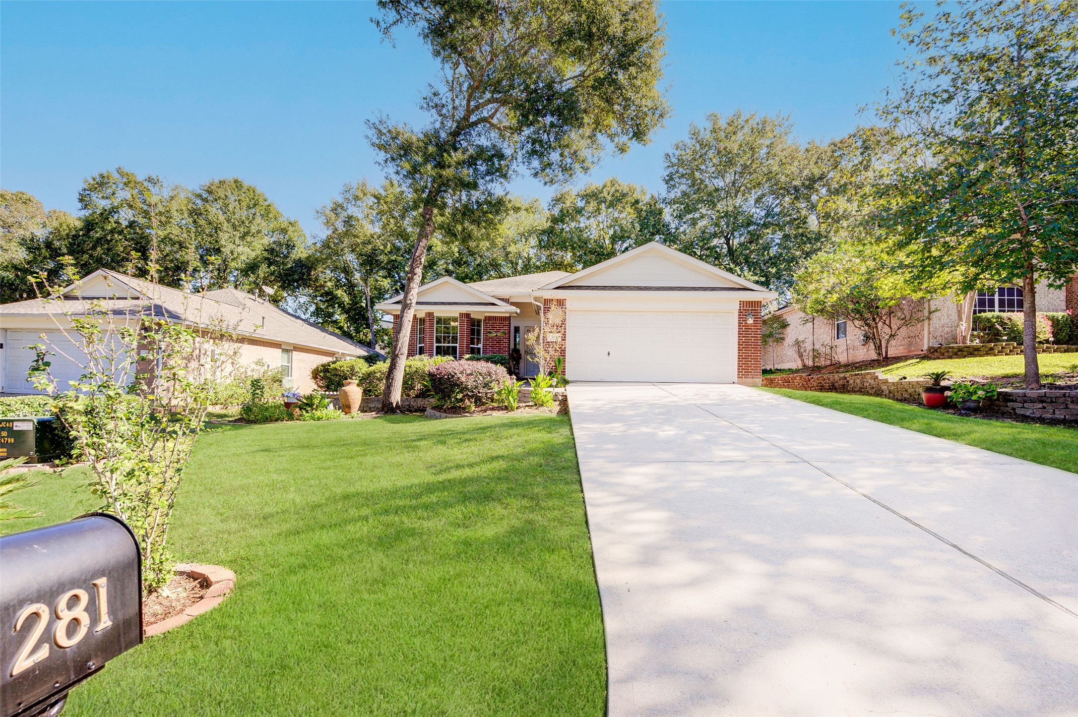 281 Mesa View Montgomery TX 77316