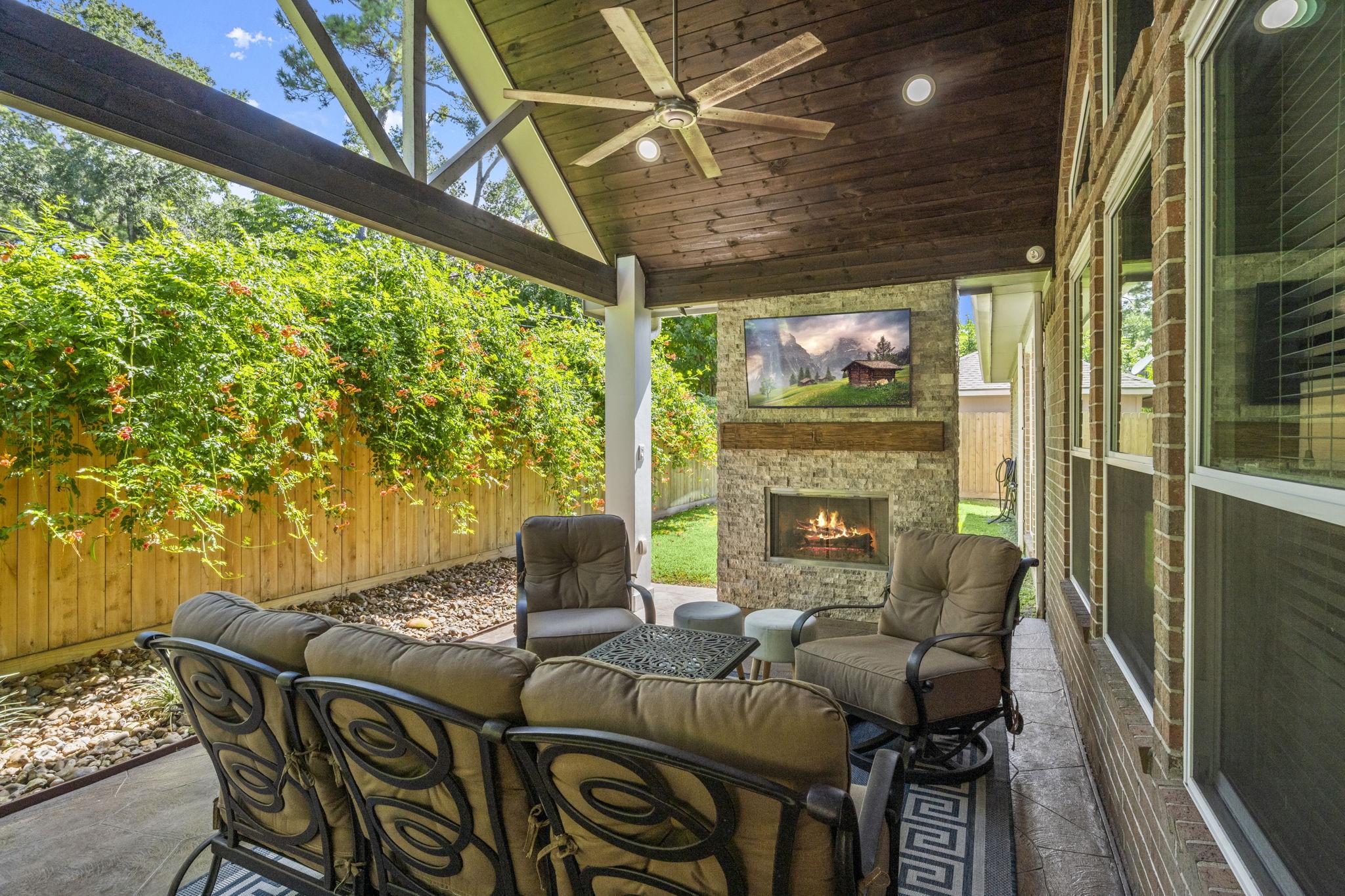 11534 Lakewood Place Houston TX 77070