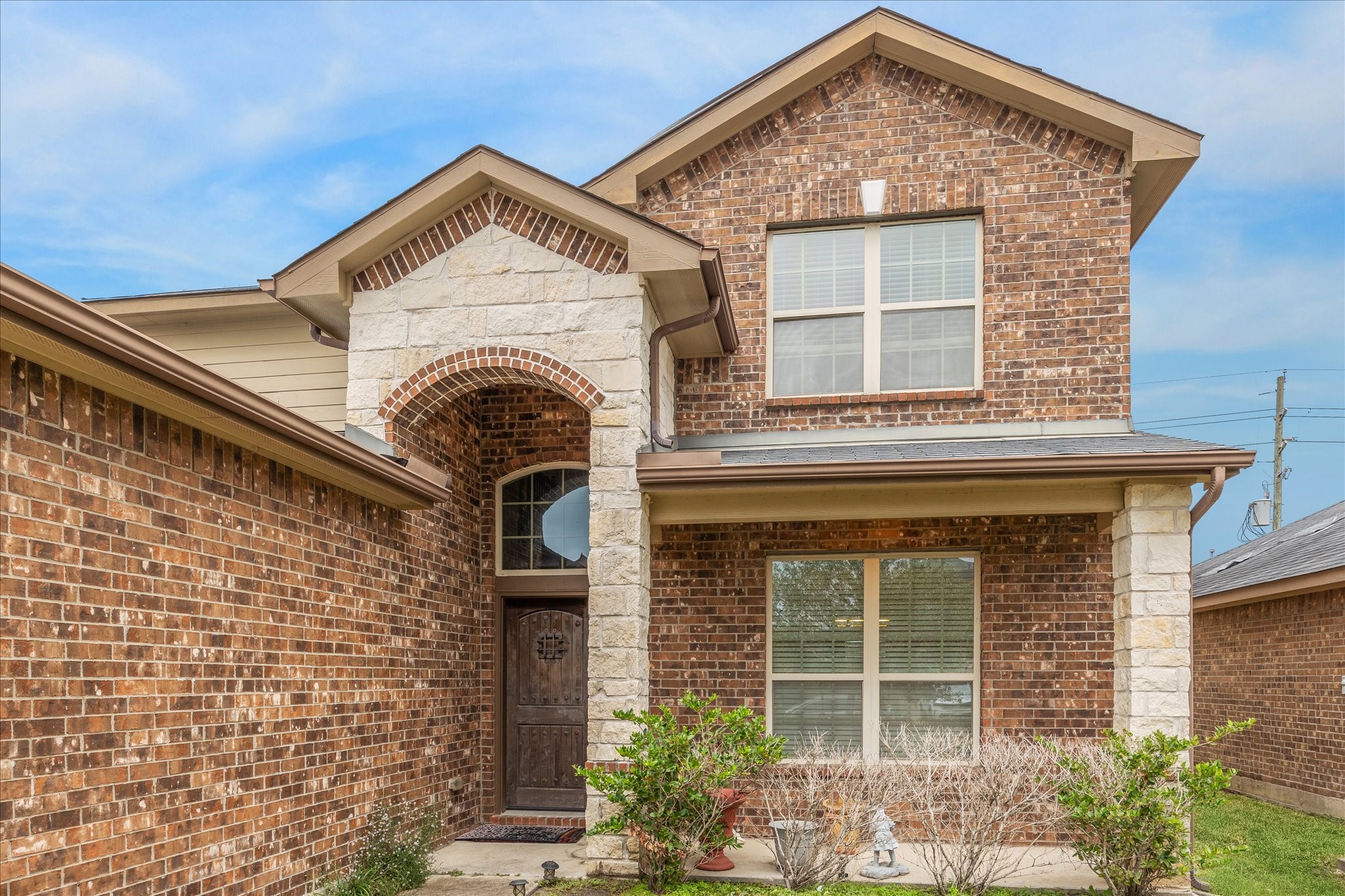 1938 Bravos Manor Lane Fresno TX 77545
