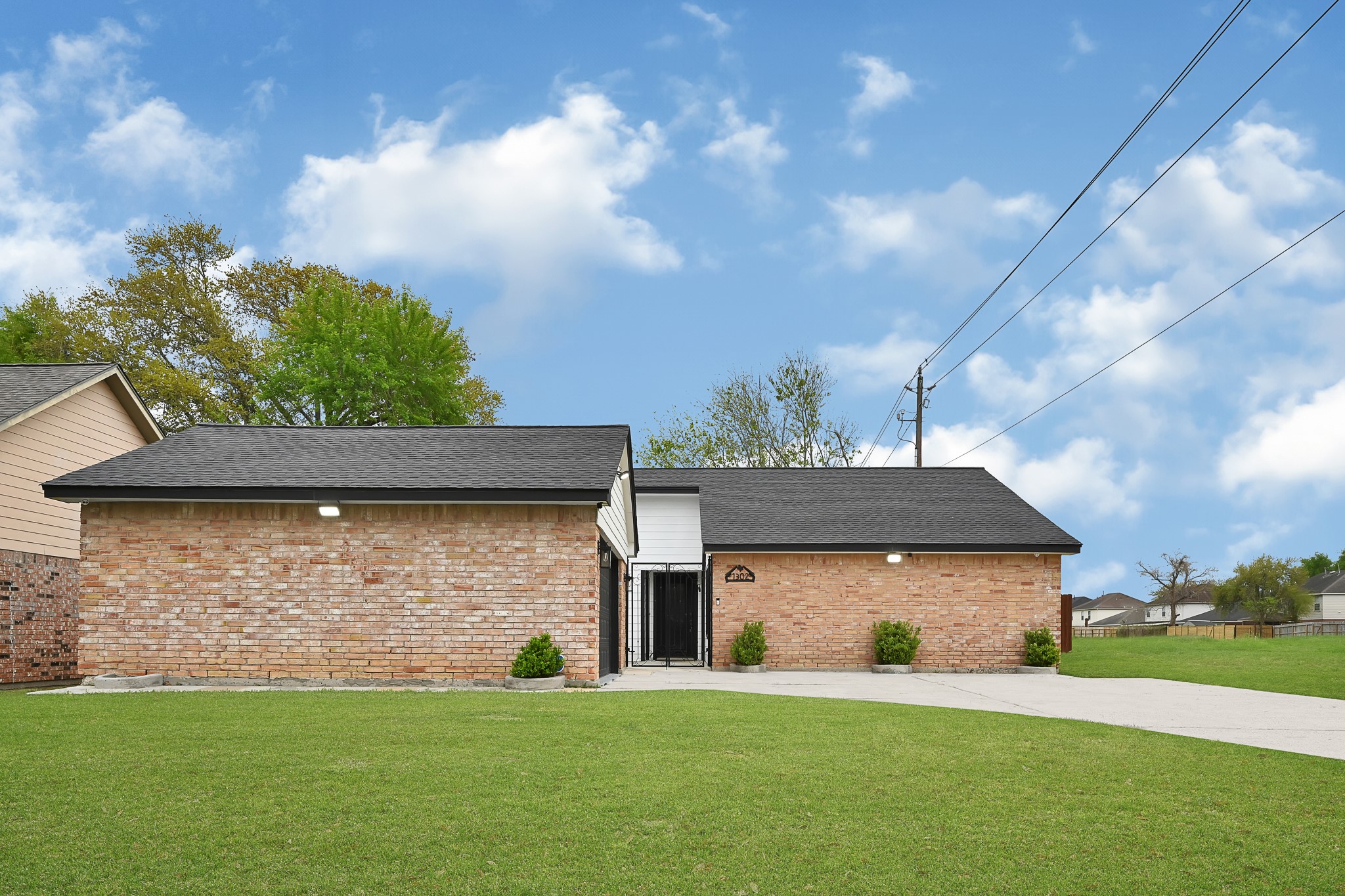 1302 Ambrosden Lane Channelview TX 77530