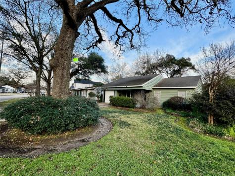 1718 Nina Lee Lane Houston TX 77018