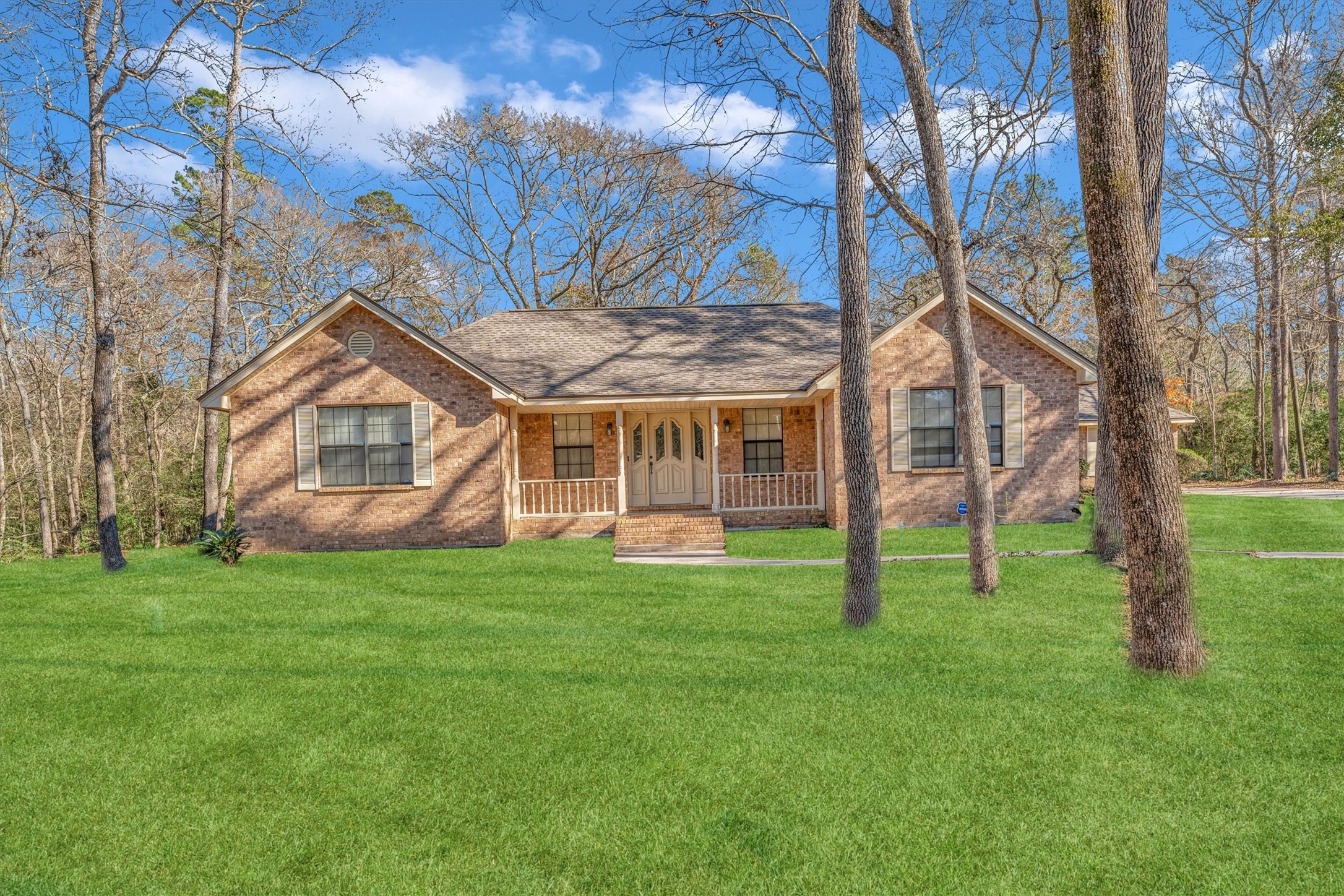 353 Forest Lane Huntsville TX 77340