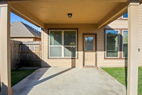 1815 Seville Manor Fresno TX 77545