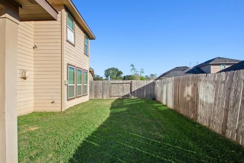 1815 Seville Manor Fresno TX 77545