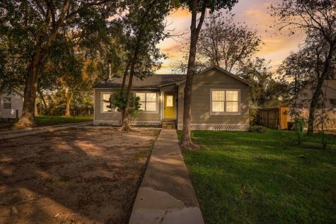 1202 Madison Street Baytown TX 77520