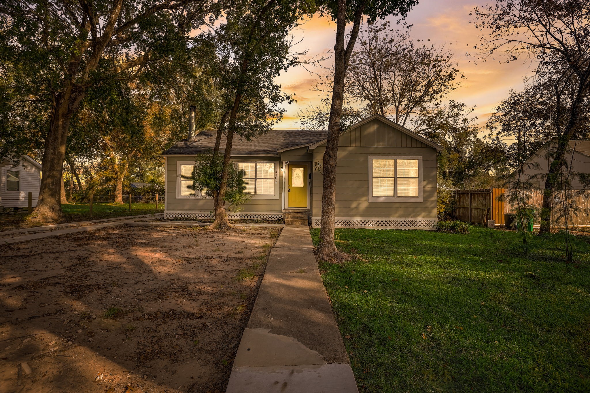 1202 Madison Street Baytown TX 77520
