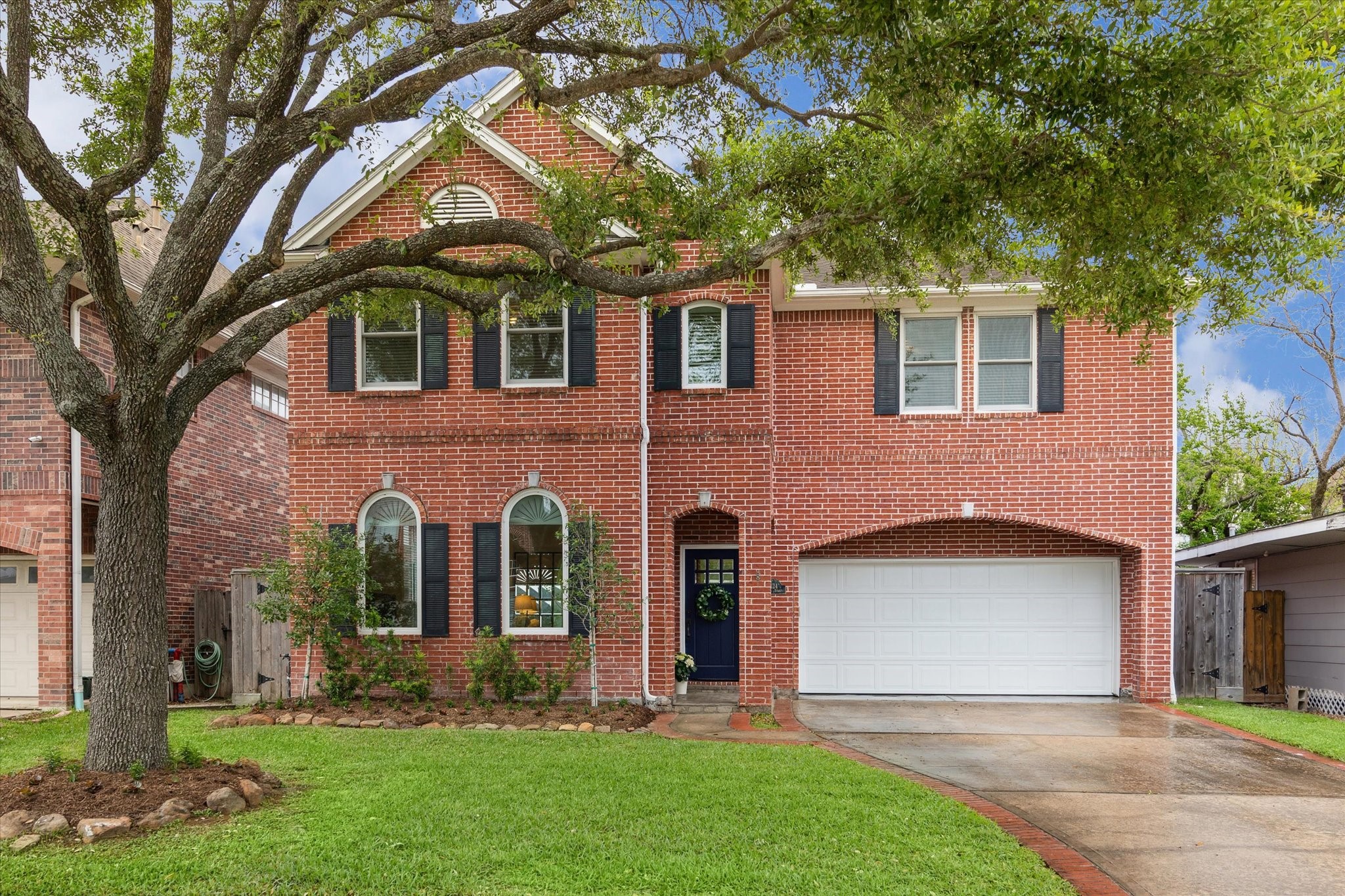 4424 Valerie Street Bellaire TX 77401