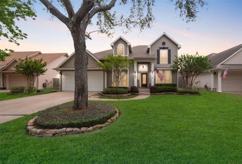 887 Victoria Lakes Drive Katy TX 77493