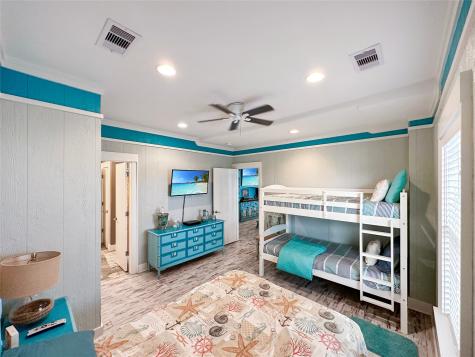 2025 Vista Drive Crystal Beach TX 77650