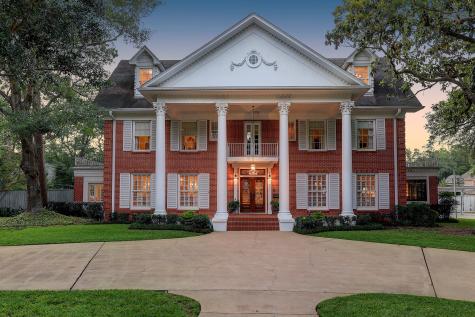 10 Robinlake Lane Houston TX 77024