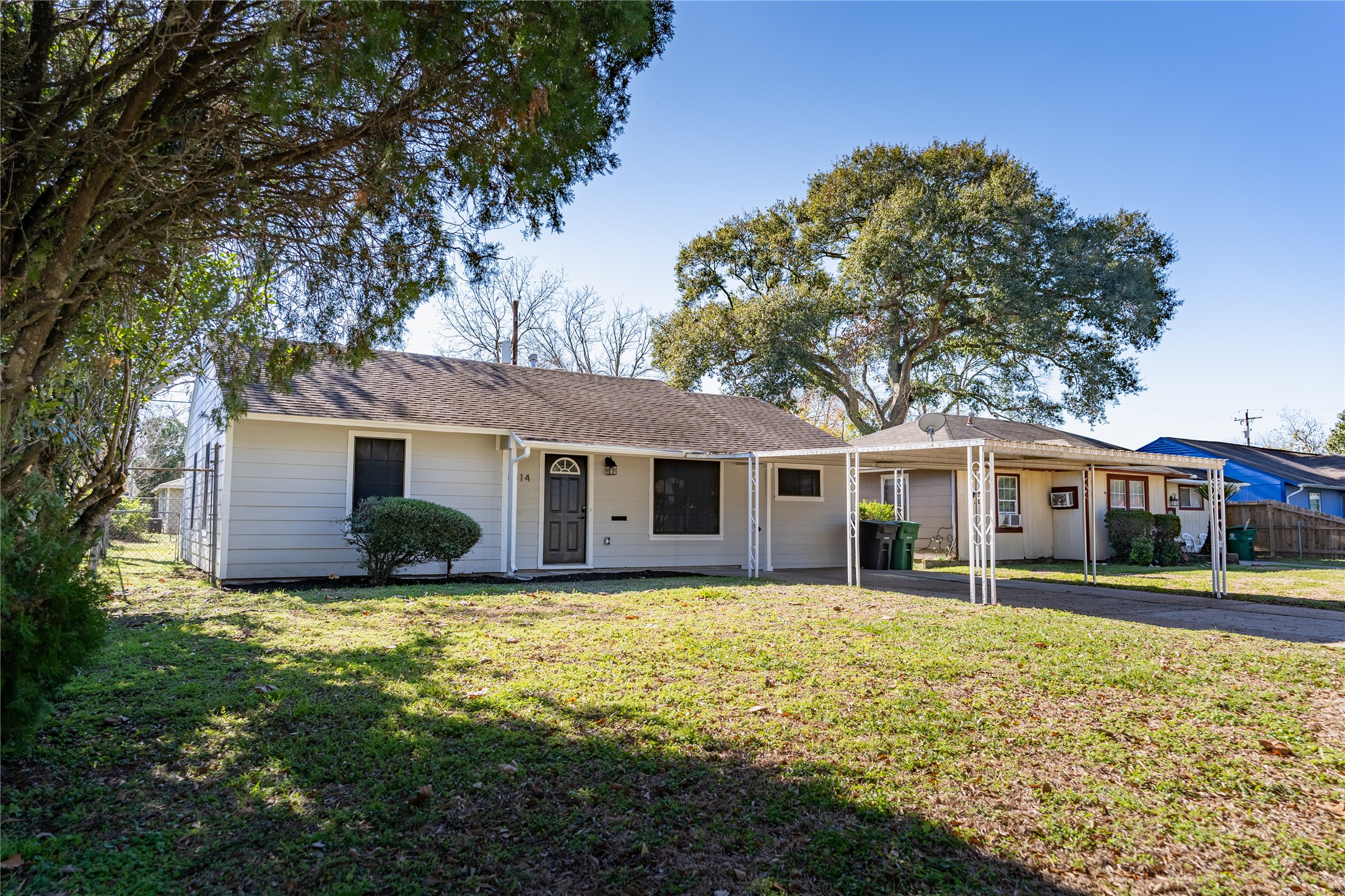 4814 Maggie Street Houston TX 77033