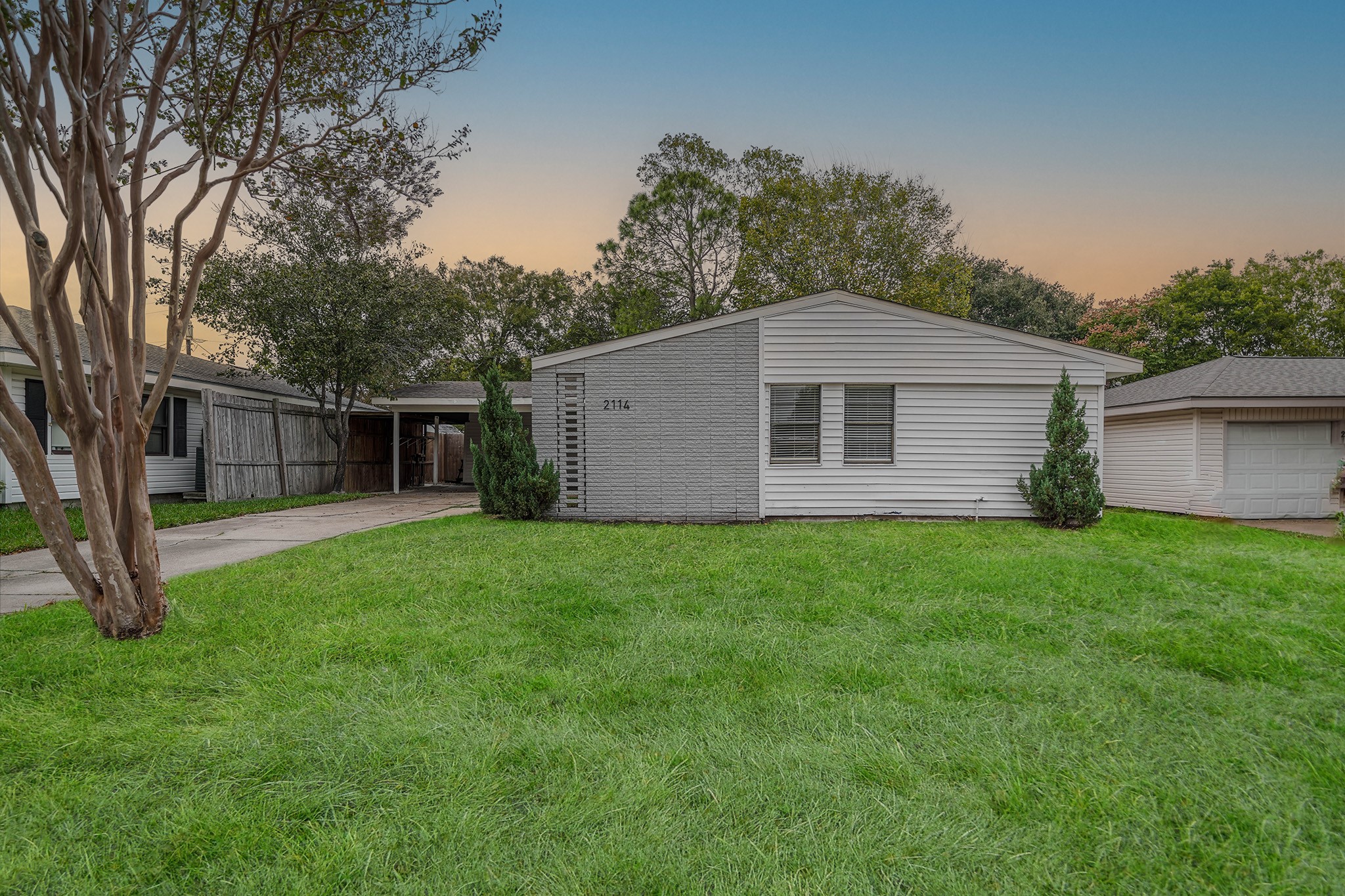 2114 19th Avenue N Texas City TX 77590