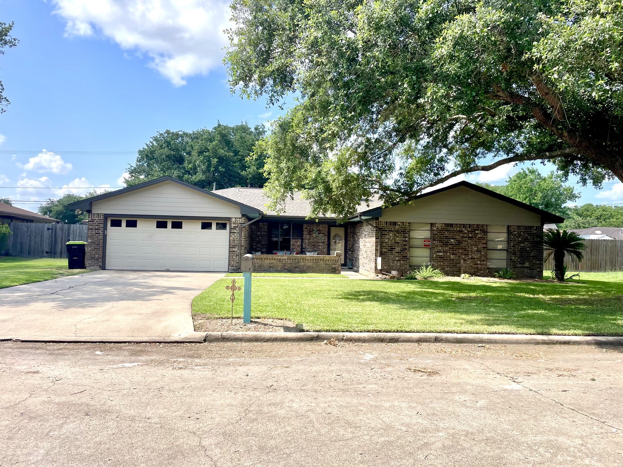 3457 Glen Haven Drive Bay City TX 77414