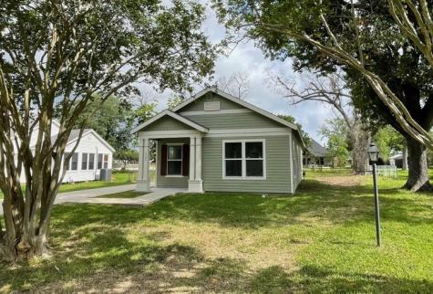 1426 Johnson Avenue Port Neches TX 77651