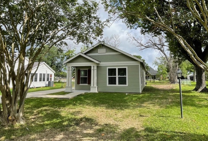 1426 Johnson Avenue Port Neches TX 77651
